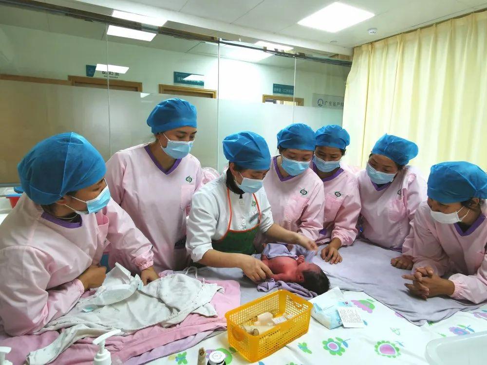 乐昌市妇婴监护型护送